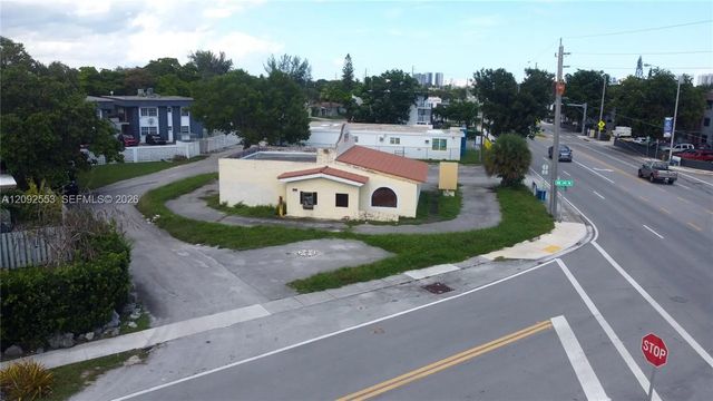 5 of 6 - 14100 W Dixie Highway, North Miami, FL