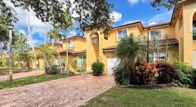 2 of 6 - 14015 N Forest Oak Circle, Davie, FL