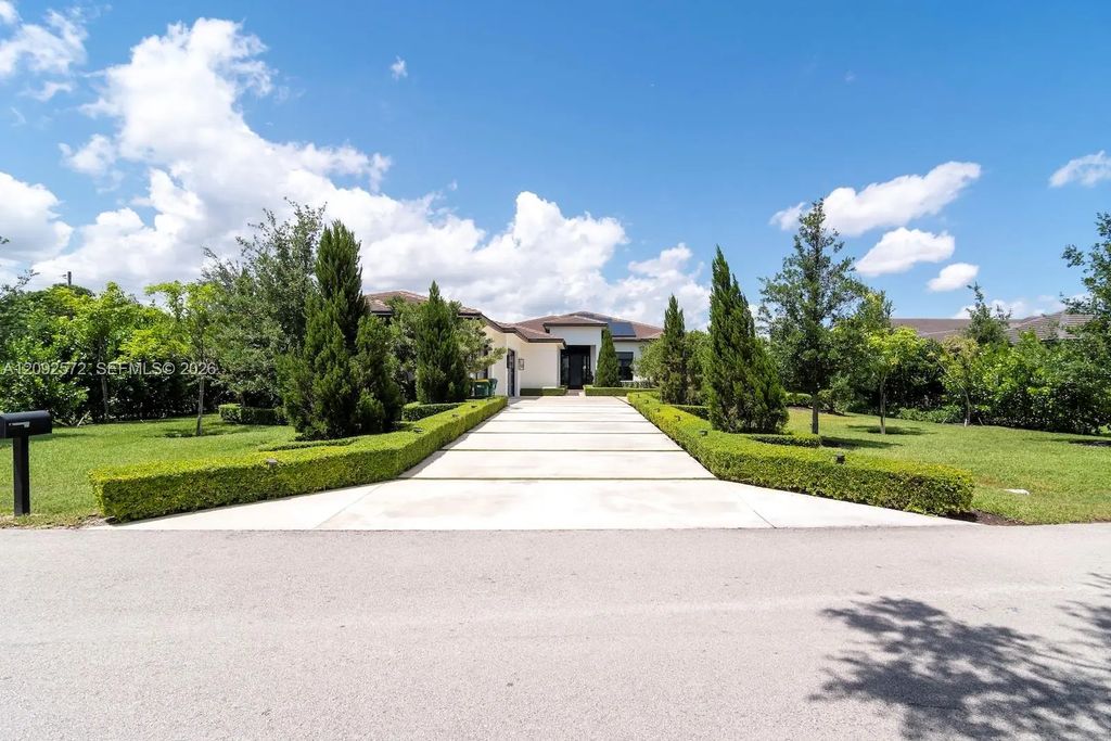 11791 Nw 6th Place, Plantation