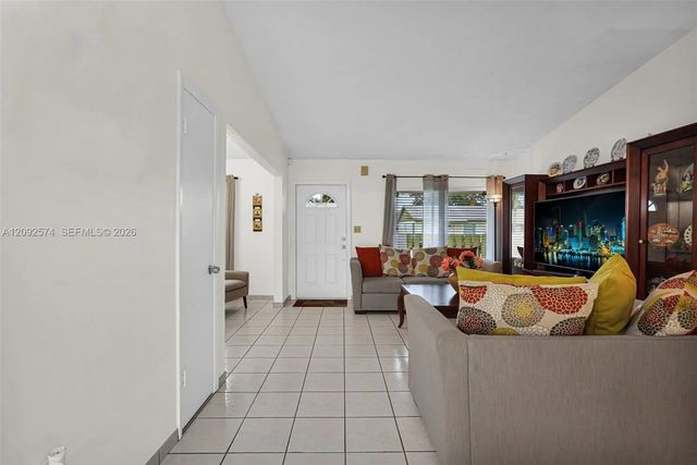 2 of 24 - 12334 Sw 114th Terrace, Miami, FL