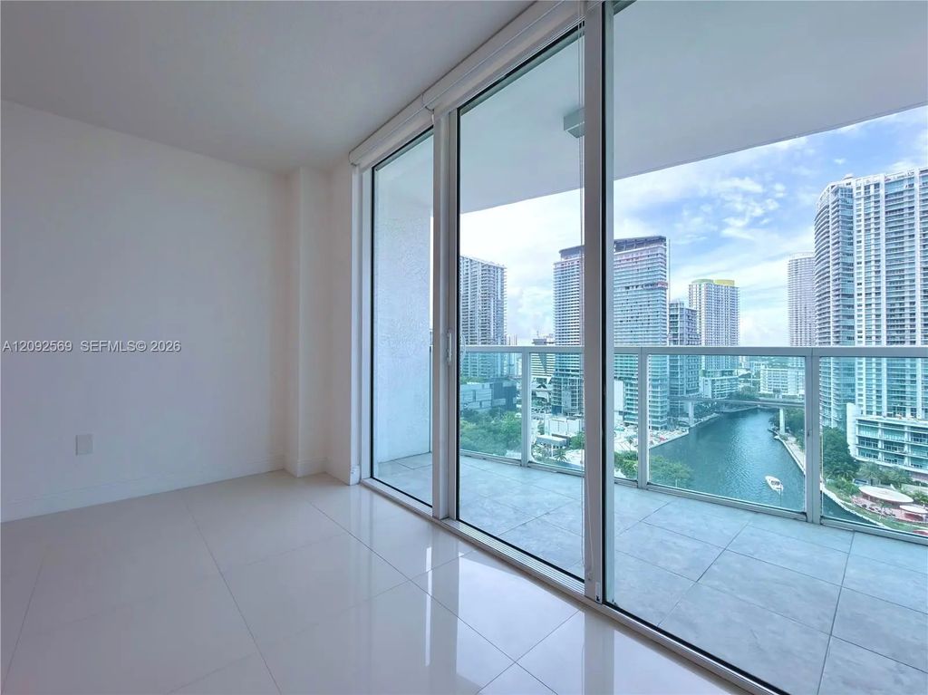 31 Se 5th Street #2307, Miami