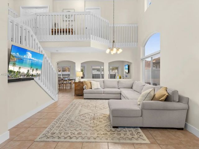 4 of 39 - 20833 Nw 14th Court, Pembroke Pines, FL