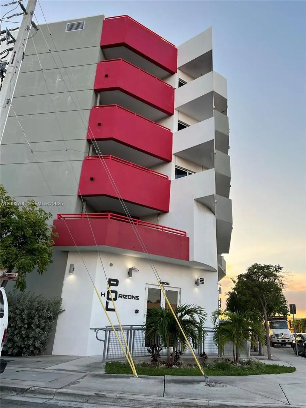 2300 Nw 7th Street #104, Miami