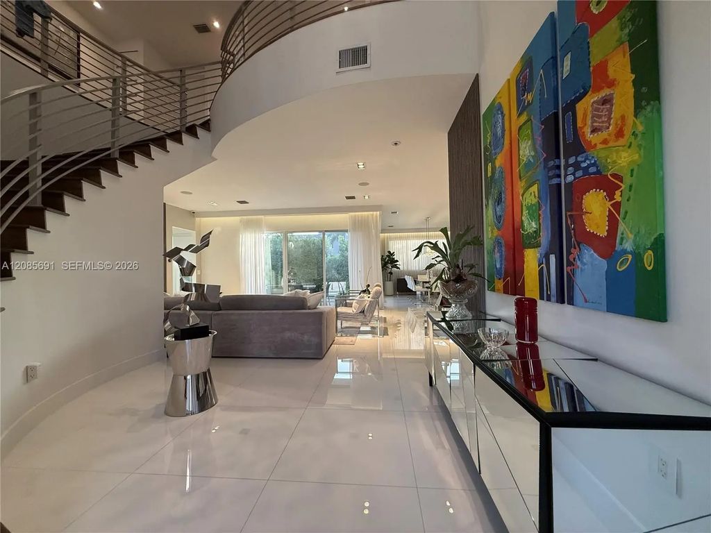 7550 Nw 101st Court, Doral