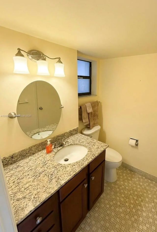 5 of 33 - 900 Colony Point Circle #416, Pembroke Pines, FL