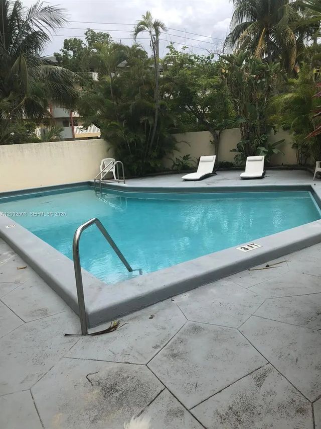 5 of 18 - 7830 Dickens Avenue #203, Miami Beach, FL