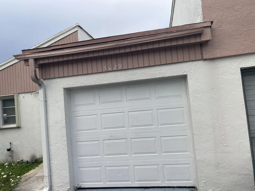 5029 Nw 5th Street, Delray Beach