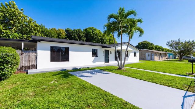 2 of 30 - 3355 Nw 180th Street, Miami Gardens, FL