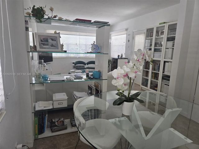 5 of 22 - 717 Espanola Way #207, Miami Beach, FL