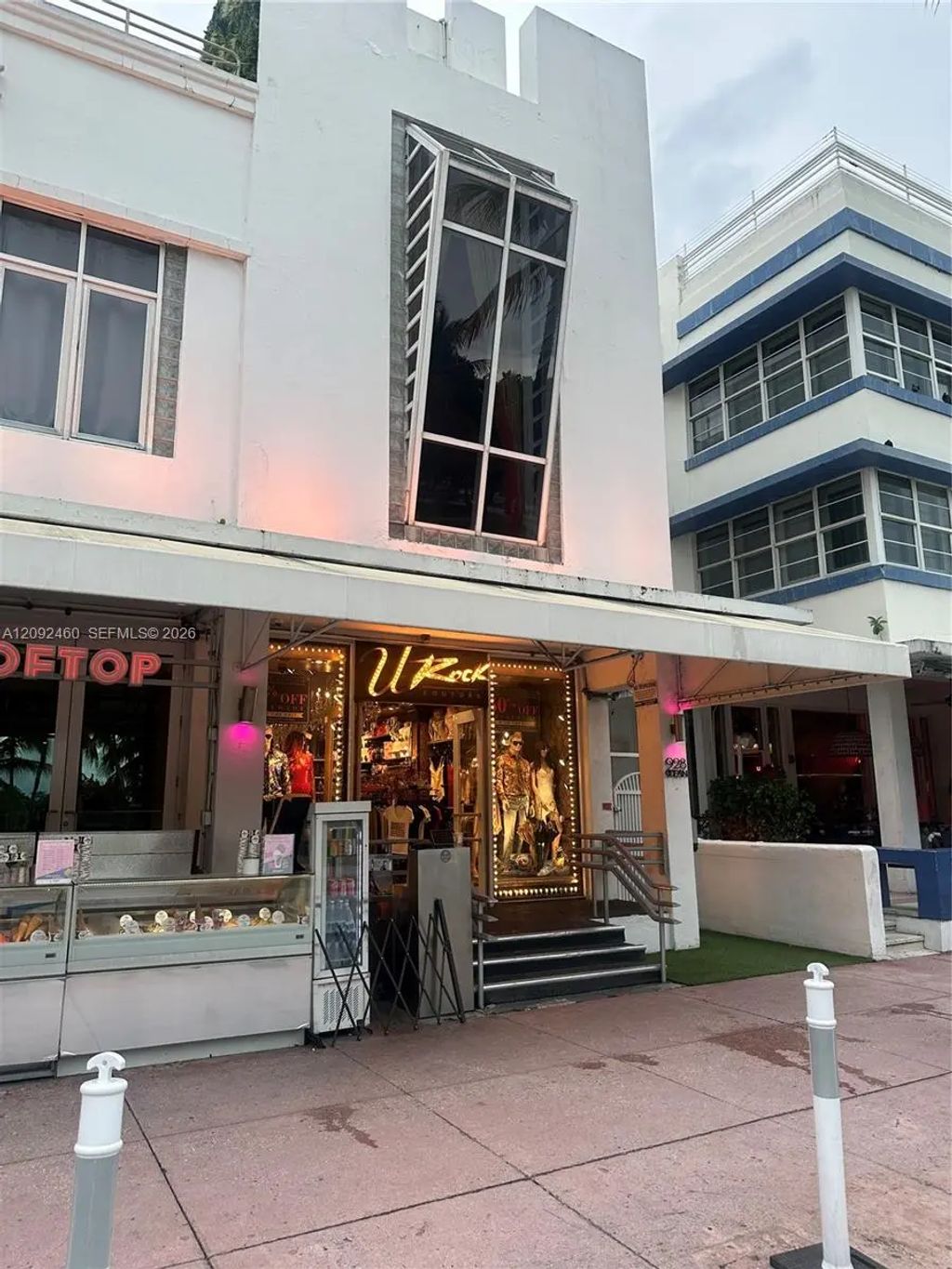 928 Ocean Drive, Miami Beach