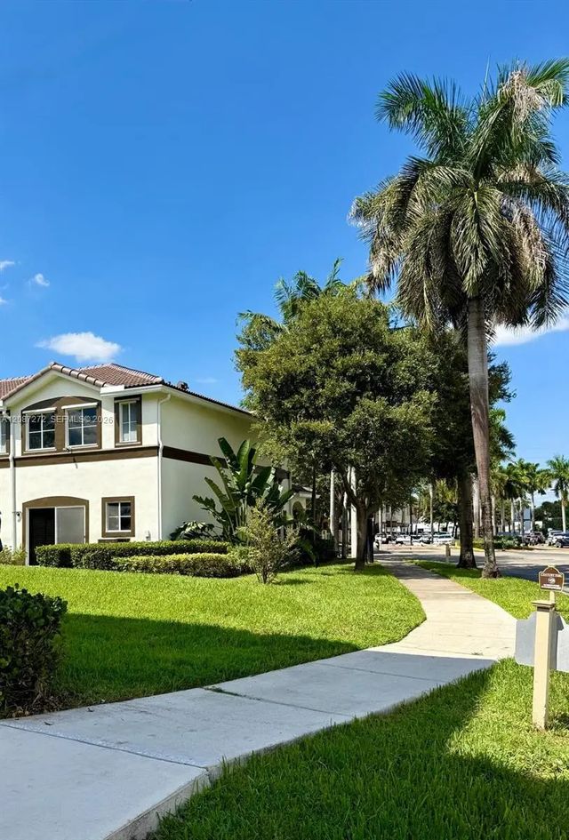 3 of 23 - 8906 W Flagler Street #216, Miami, FL