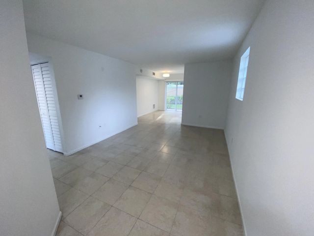 5 of 30 - 3740 N Jog Road #106, West Palm Beach, FL