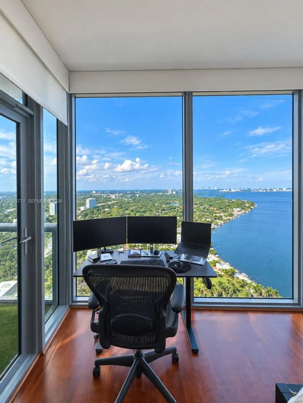 601 Ne 36th Street #3105, Miami
