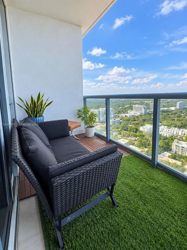 3 of 32 - 601 Ne 36th Street #3105, Miami, FL