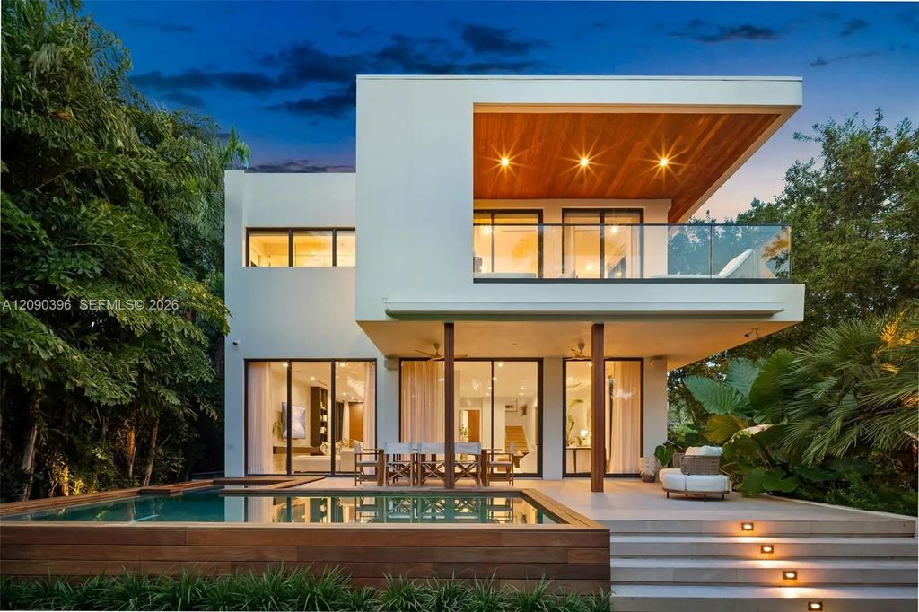 5701 N Bay Road, Miami Beach