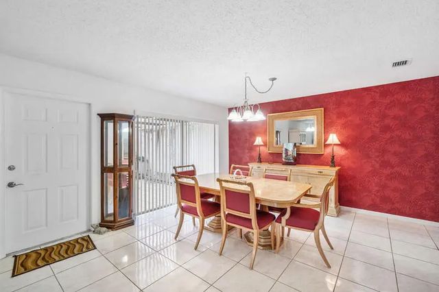 4 of 26 - 10116 S 44th Avenue S #328, Boynton Beach, FL
