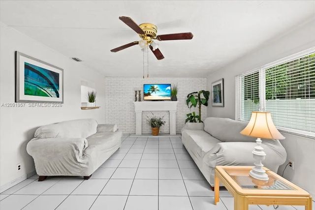 4 of 26 - N/A, Pembroke Pines, FL