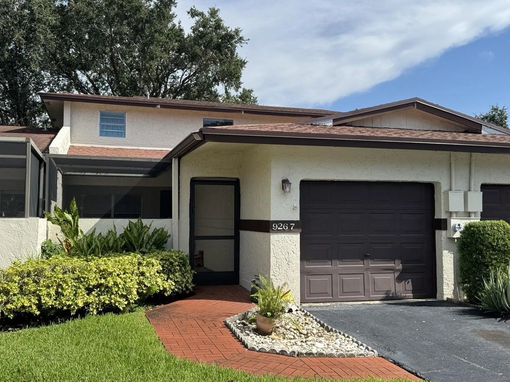 9267 Nw 61st Street, Tamarac