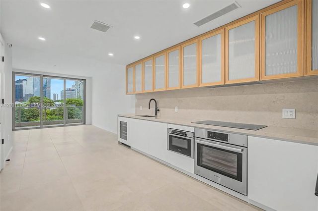 3 of 16 - 2200 Brickell Avenue #406, Miami, FL