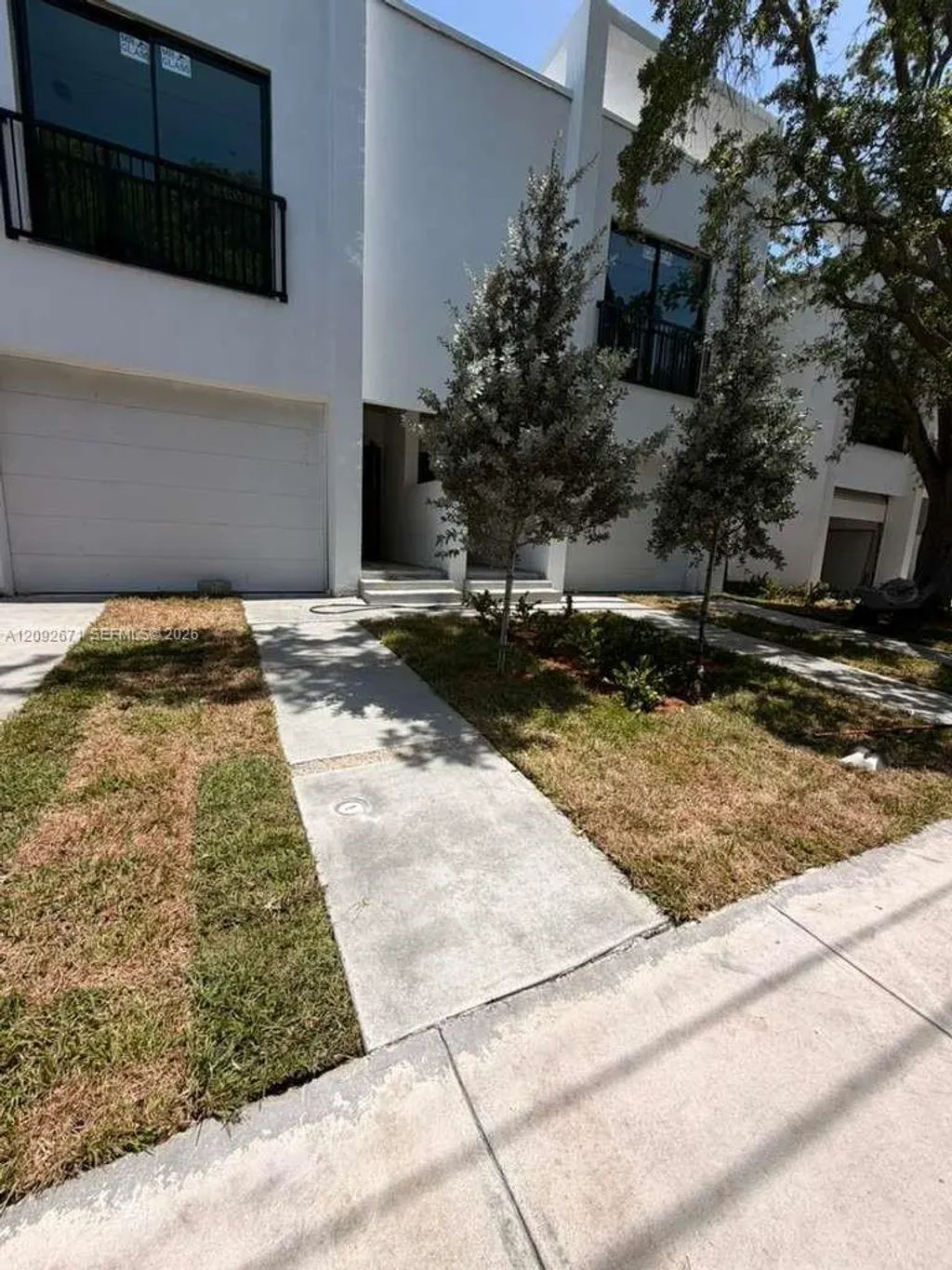 152 Nw 33rd Street, Miami