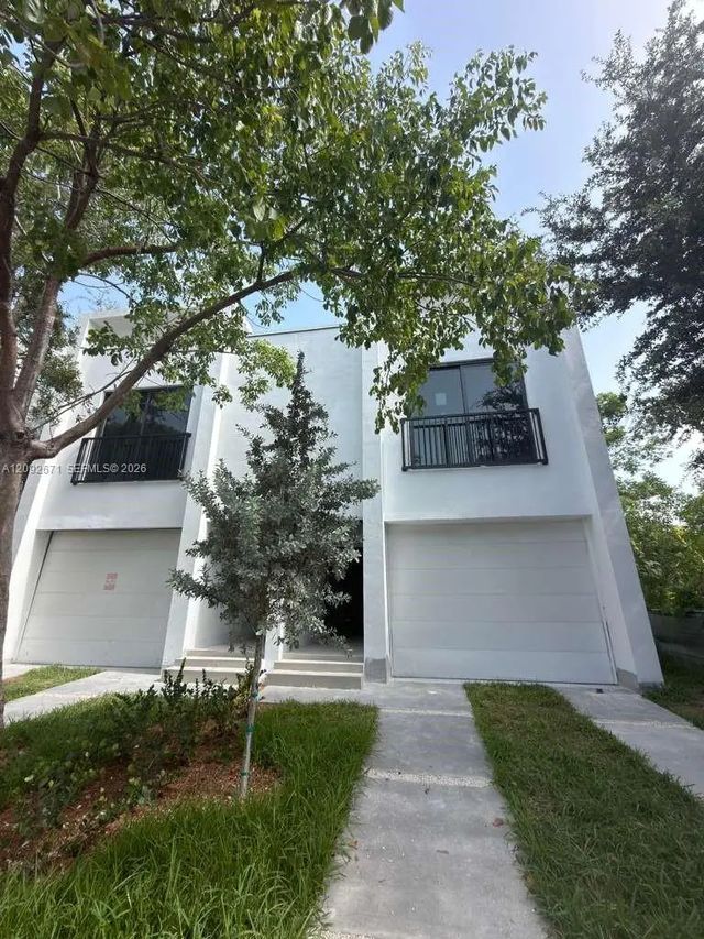 2 of 13 - 152 Nw 33rd Street, Miami, FL