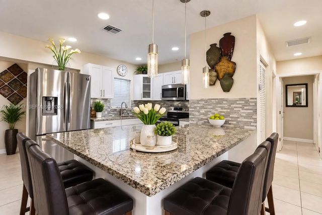 2 of 41 - 3620 Nw 174th Street, Miami Gardens, FL