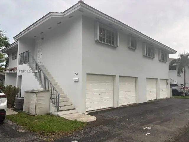 2 of 2 - 7928 Camino Circle, Miami, FL