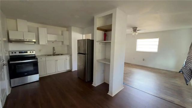 3 of 13 - 517 Harris Street, Sebring, FL