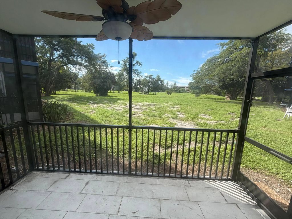 6260 S Falls Cir Drive #105, Lauderhill