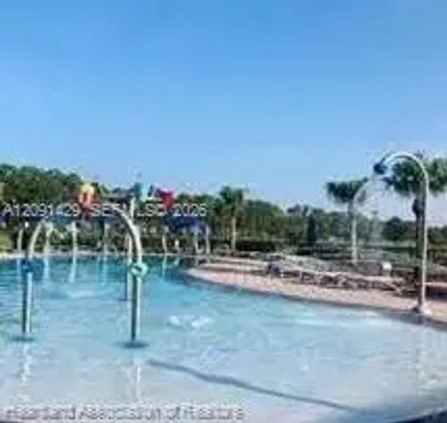 5 of 16 - 7004 Mona Avenue, Sebring, FL