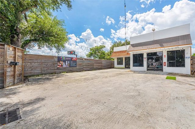 3 of 35 - 6260 Johnson Street, Hollywood, FL