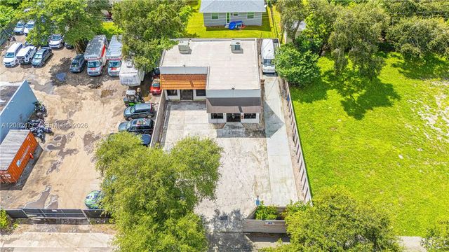 5 of 35 - 6260 Johnson Street, Hollywood, FL