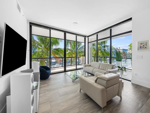 4 of 43 - 161 Isle Of Venice Drive #204, Fort Lauderdale, FL