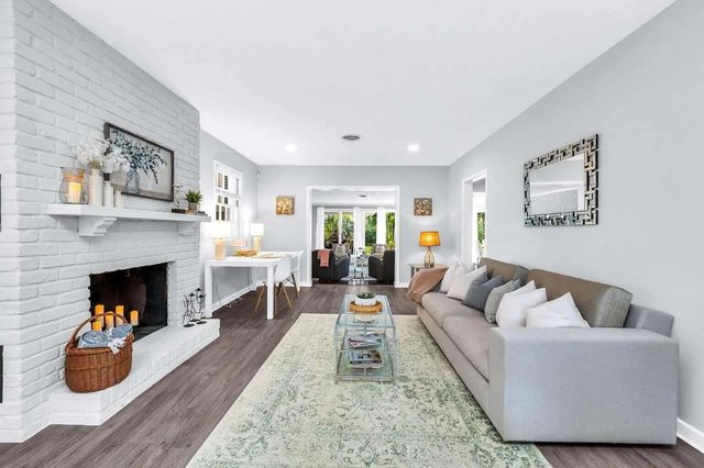 5 of 26 - 127 Miramar Way, West Palm Beach, FL
