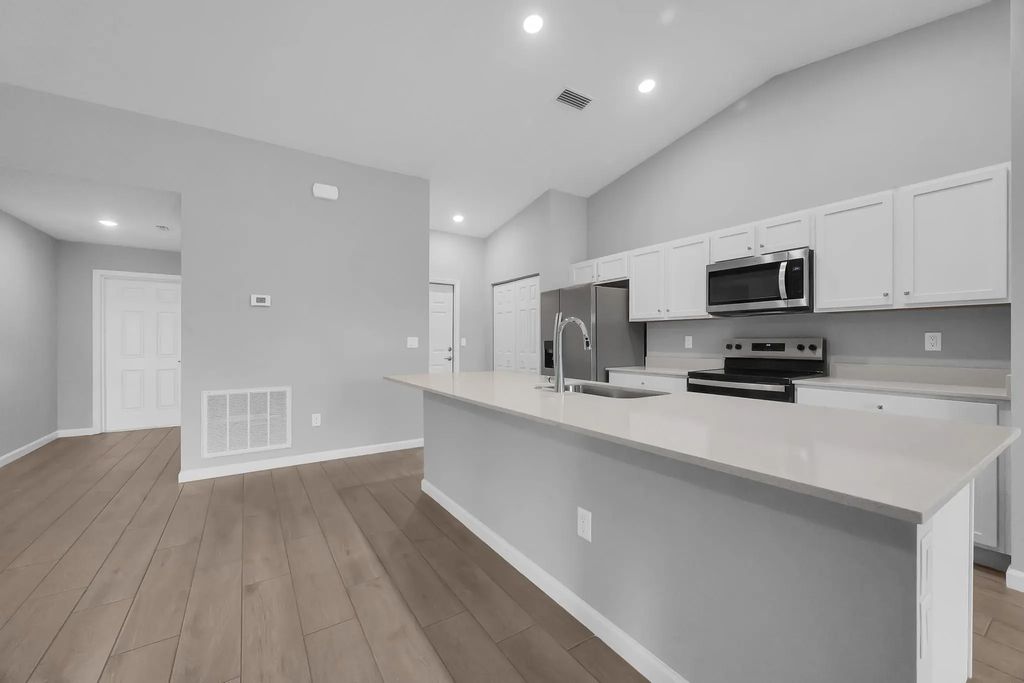 1875 Sw Lennox Street, Port St. Lucie