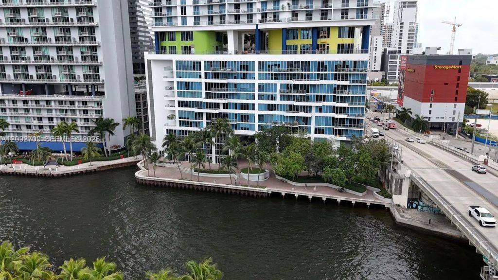 175 Sw 7th Street, Miami
