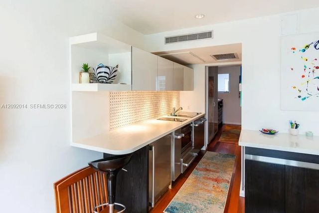4 of 39 - 1601 West Avenue #209, Miami Beach, FL