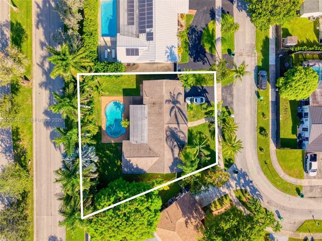 5 of 34 - 20120 Sw 84th Place, Cutler Bay, FL