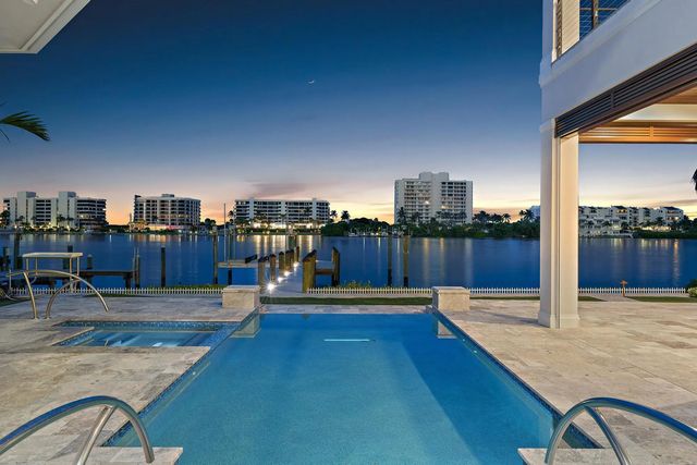 5 of 10 - 3433 Harbor Road N, Jupiter, FL