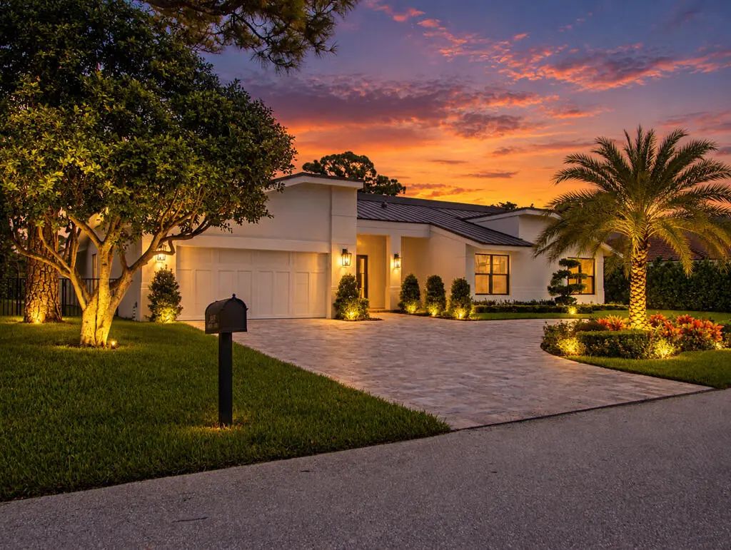 4909 Pineview Circle, Delray Beach