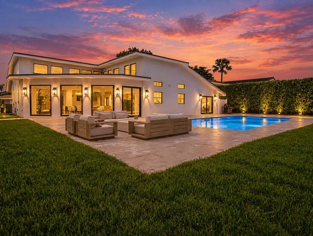 4 of 38 - 4909 Pineview Circle, Delray Beach, FL