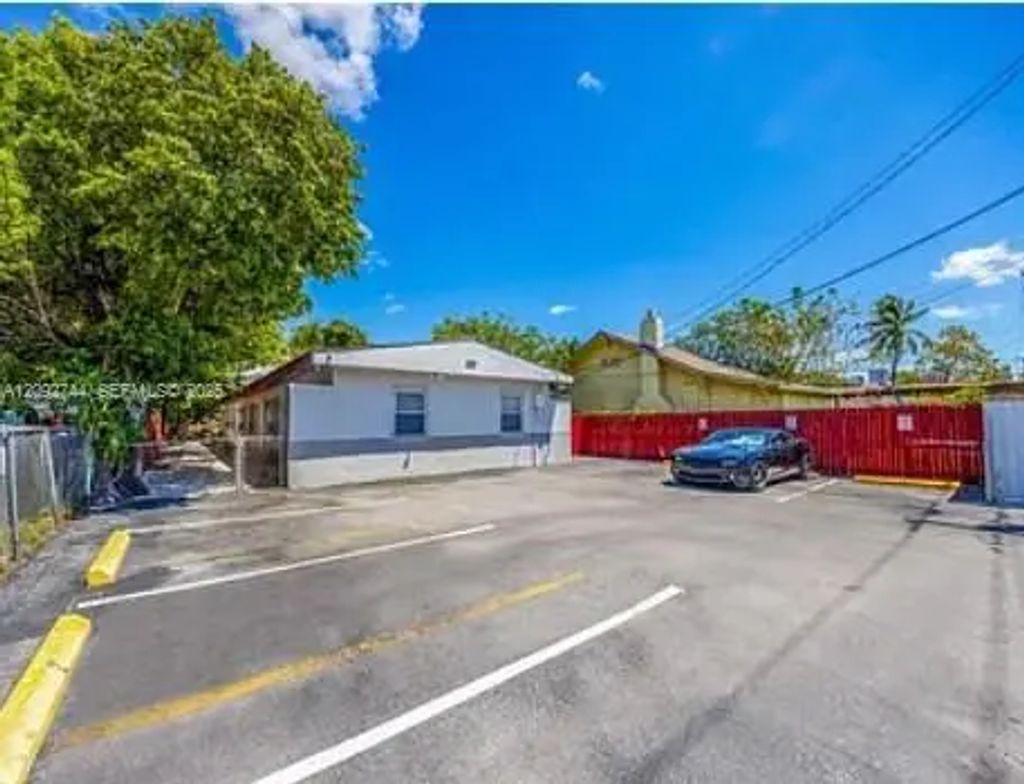 669 Nw 28th Street #6, Miami