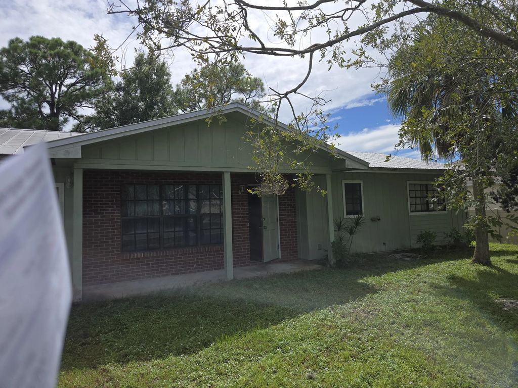 761 Nw Bayshore Boulevard, Port St. Lucie