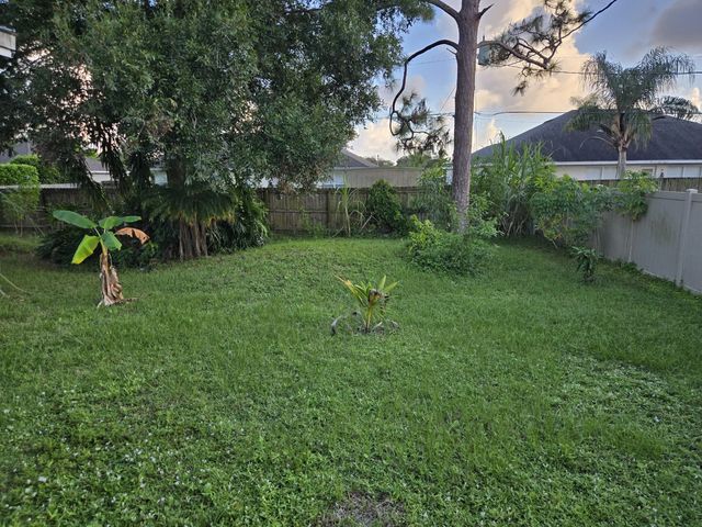 2 of 4 - 761 Nw Bayshore Boulevard, Port St. Lucie, FL