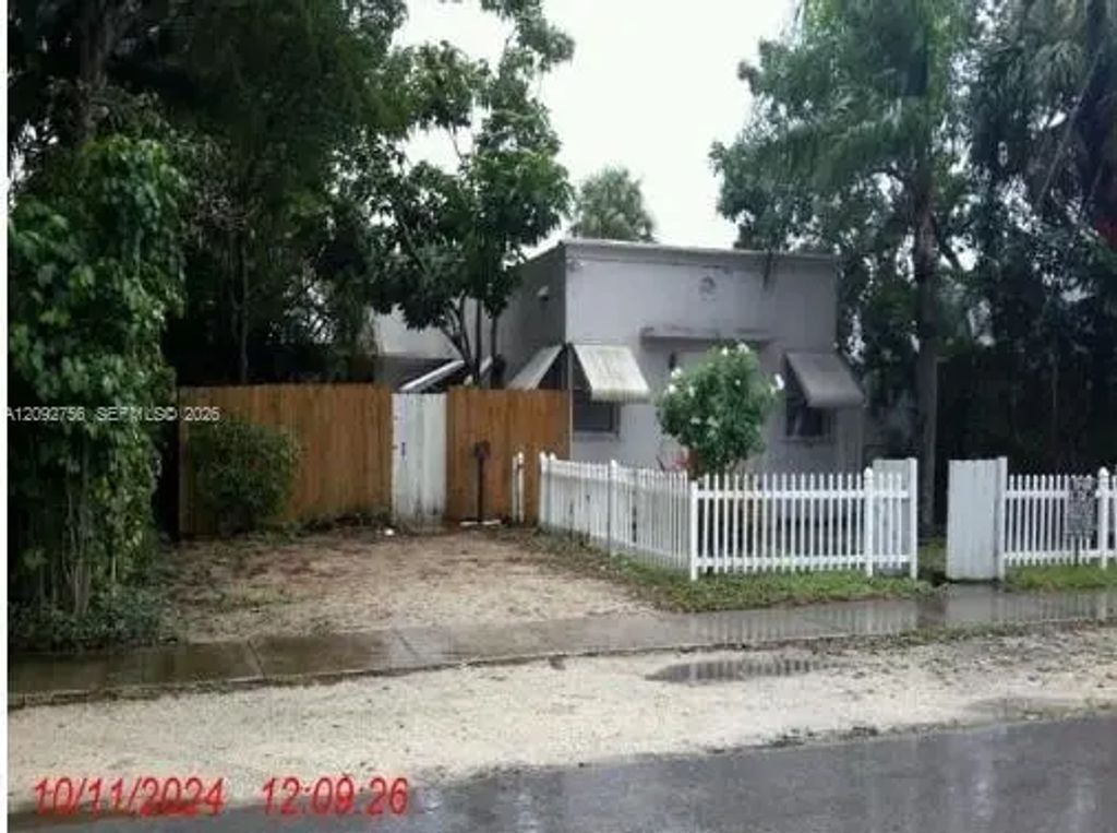 1922 Mckinley Street #1-3, Hollywood