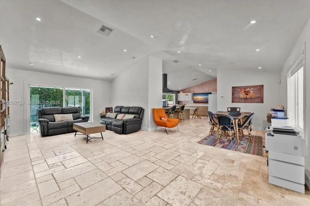 2 of 37 - 11464 Sw 100th Terrace, Miami, FL