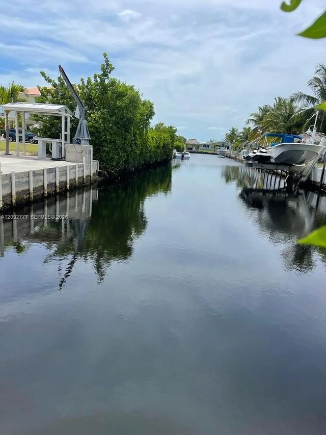30351 Flamingo Lane, Big Pine Key