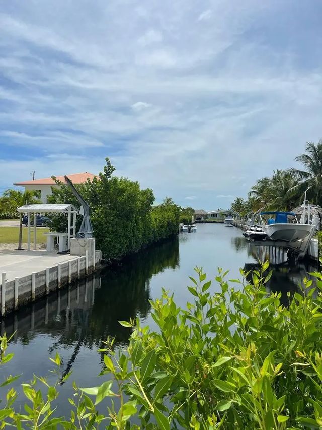 2 of 19 - 30351 Flamingo Lane, Big Pine Key, FL