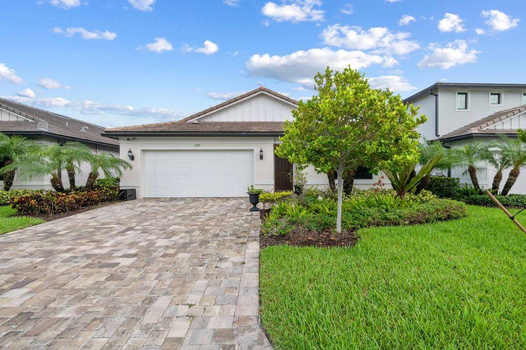 3125 Buttonwood Court, Lauderdale Lakes