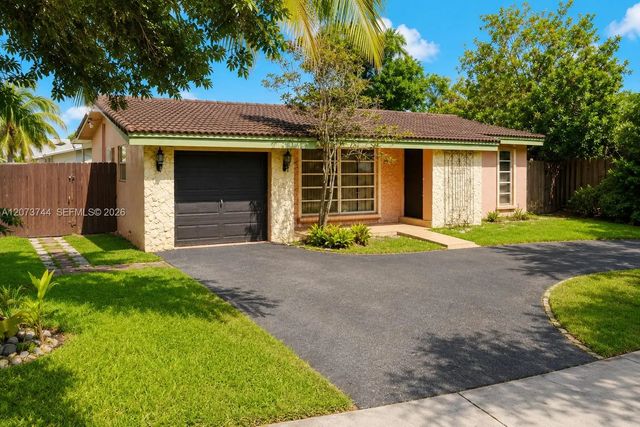 2 of 28 - 1060 N Douglas Road, Pembroke Pines, FL